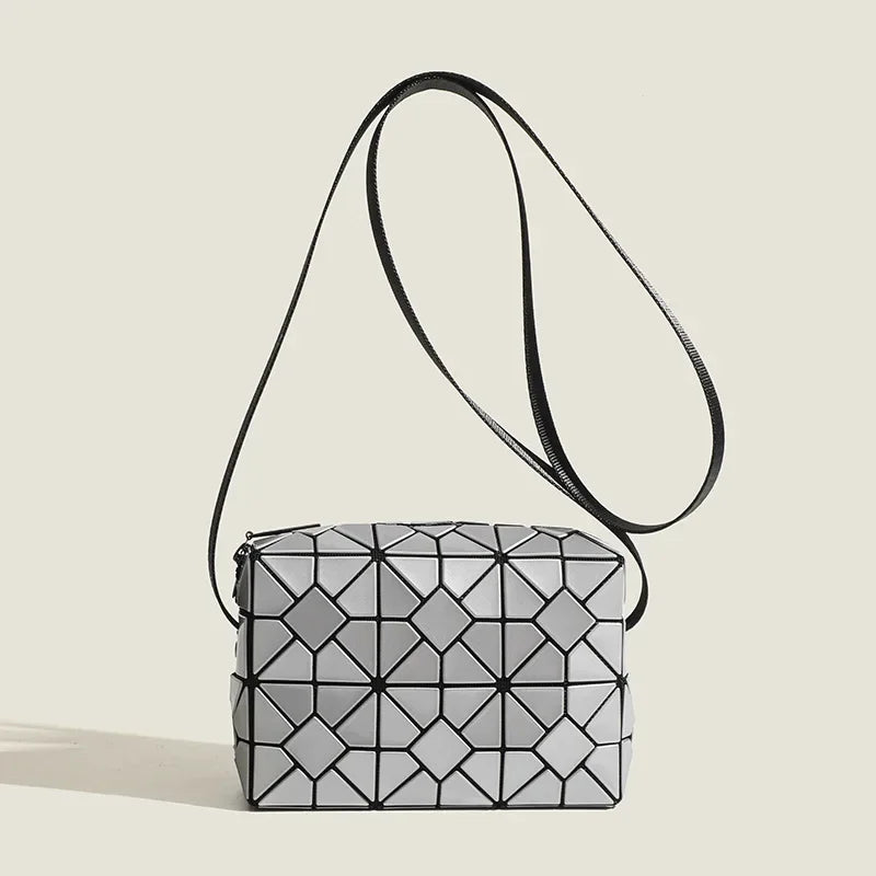 Élan Shoulder Bag