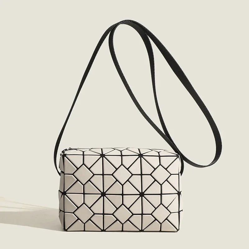 Élan Shoulder Bag